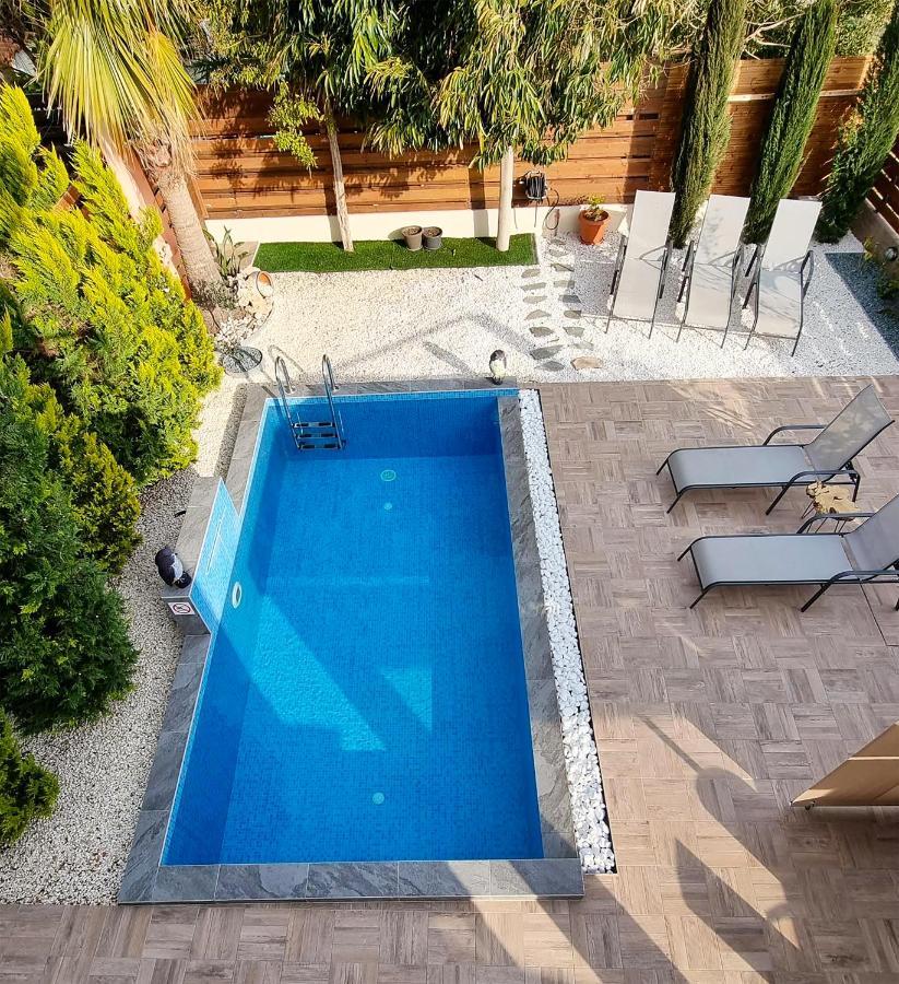 Shanti Paphos Villa Bagian luar foto